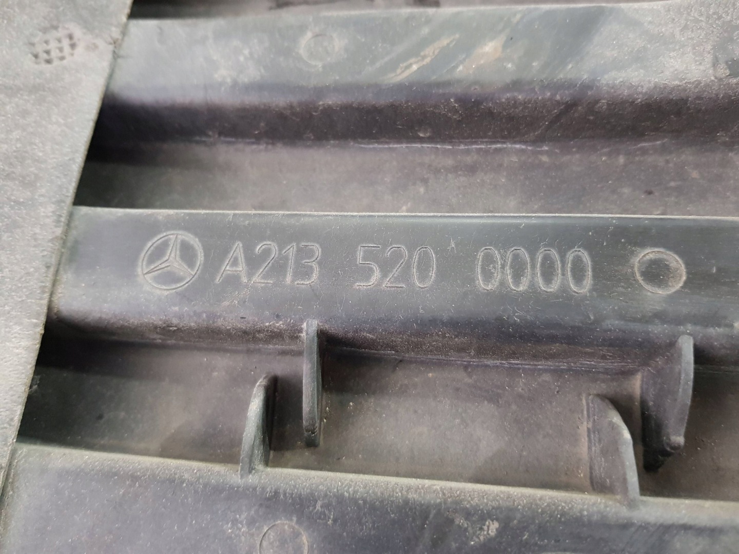 abdeckung Blende Abdeckung unter Stoßstange A2135200000 MERCEDES E KLASA W213