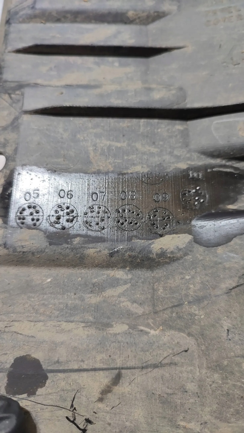 Mitsubishi ASX 18r. 1.6DiD Z tylu left cover chassis
