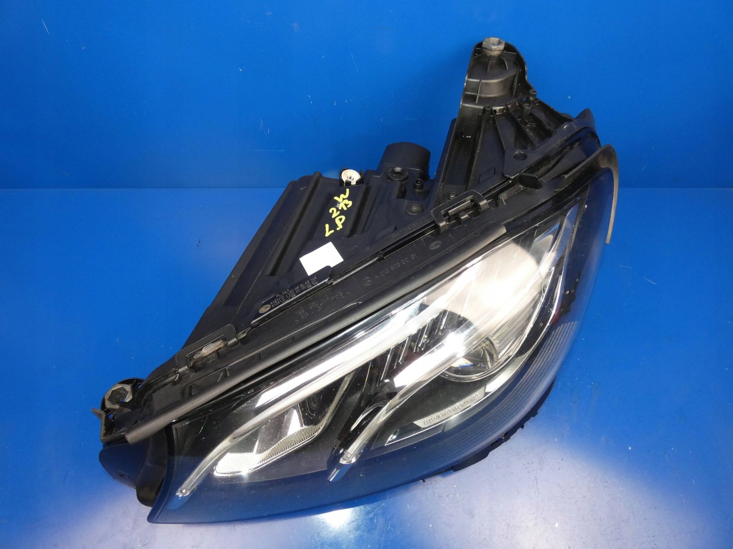 MERCEDES E KLASA W213 light left front LED HIGH PERFORMANCE ANGLIK