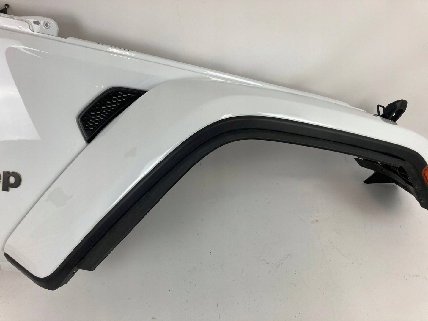 Jeep Wrangler JL fender right front complete 2021-26