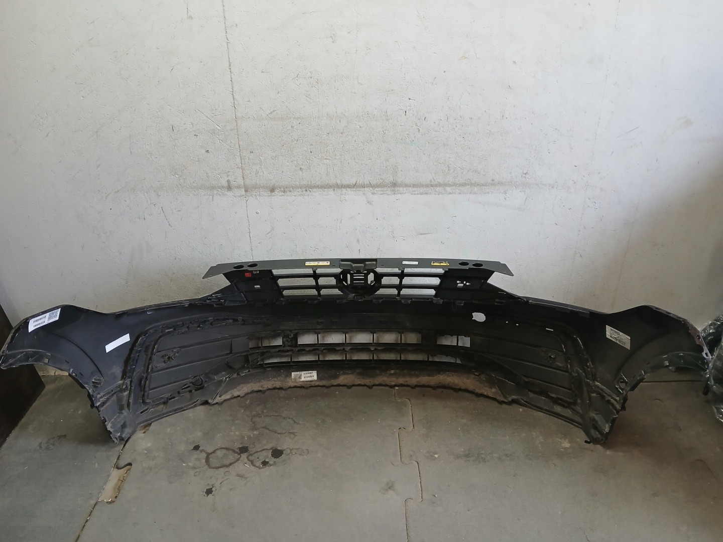 bumper front VW TIGUAN II 2 R LINE LIFT 19- 5NA