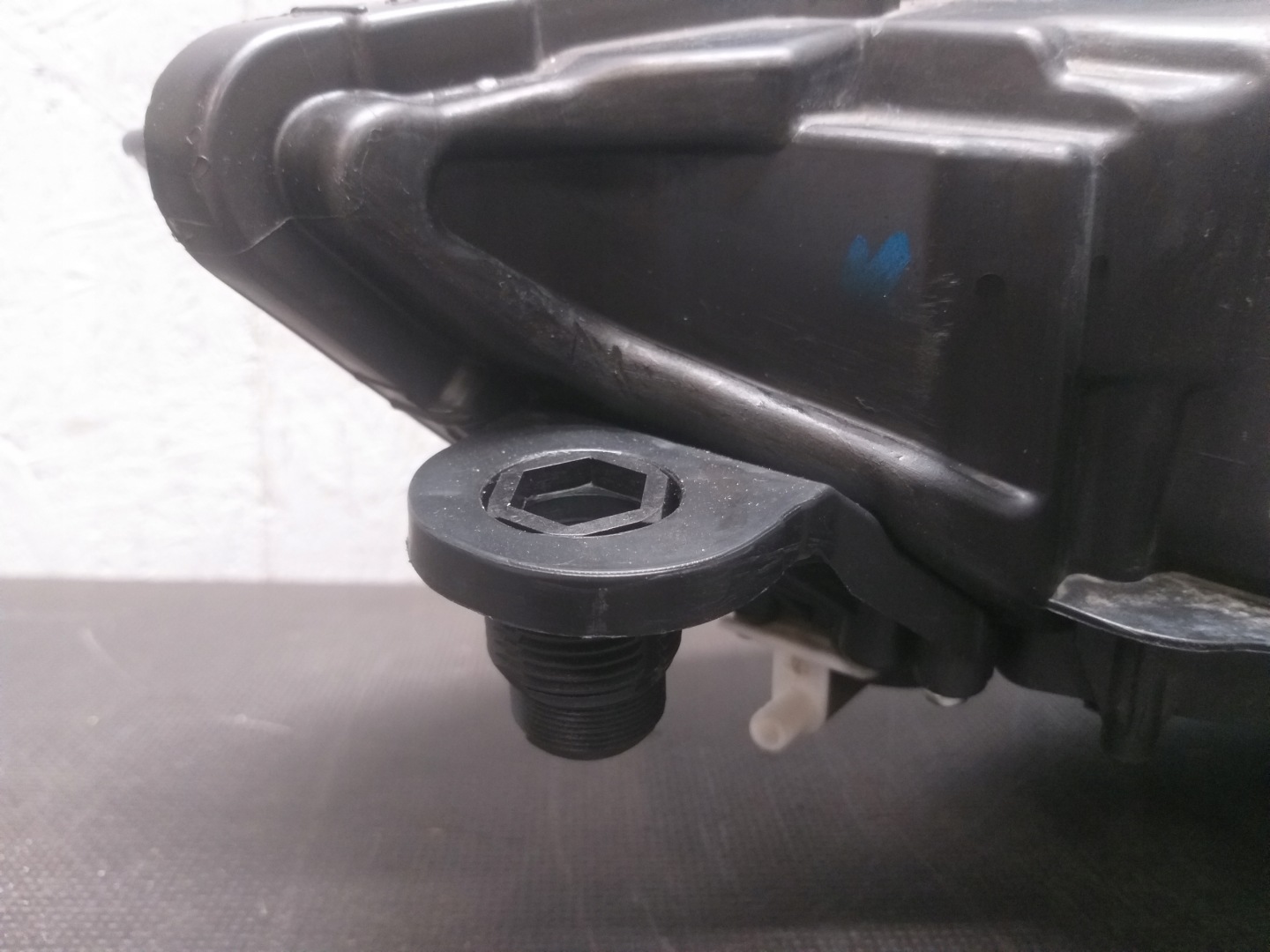 LIGHT FRONT RIGHT AUDI A3 13-16 XENON LED 8V0941044M