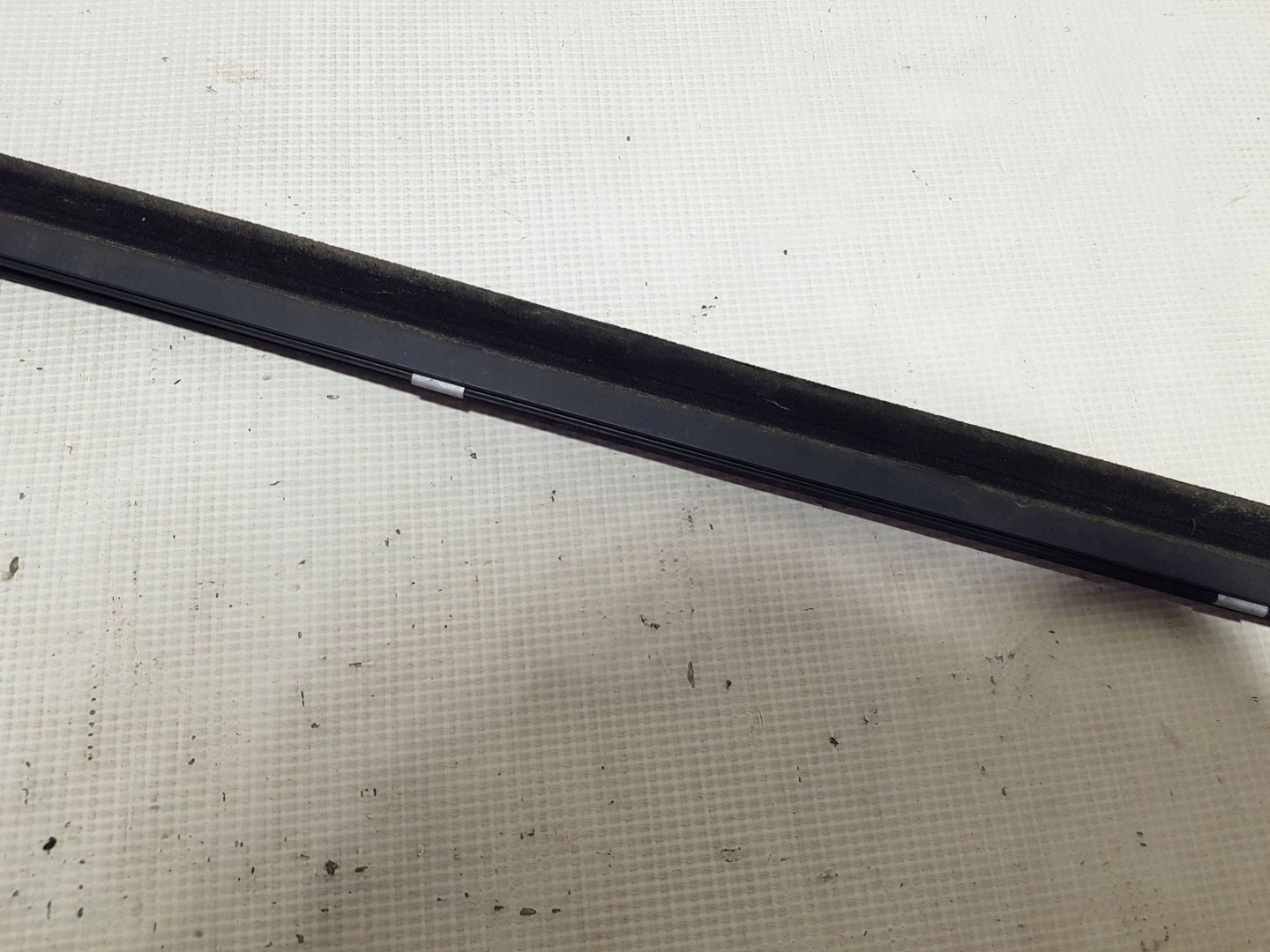 moulding door przednich front dust left Mercedes E W211