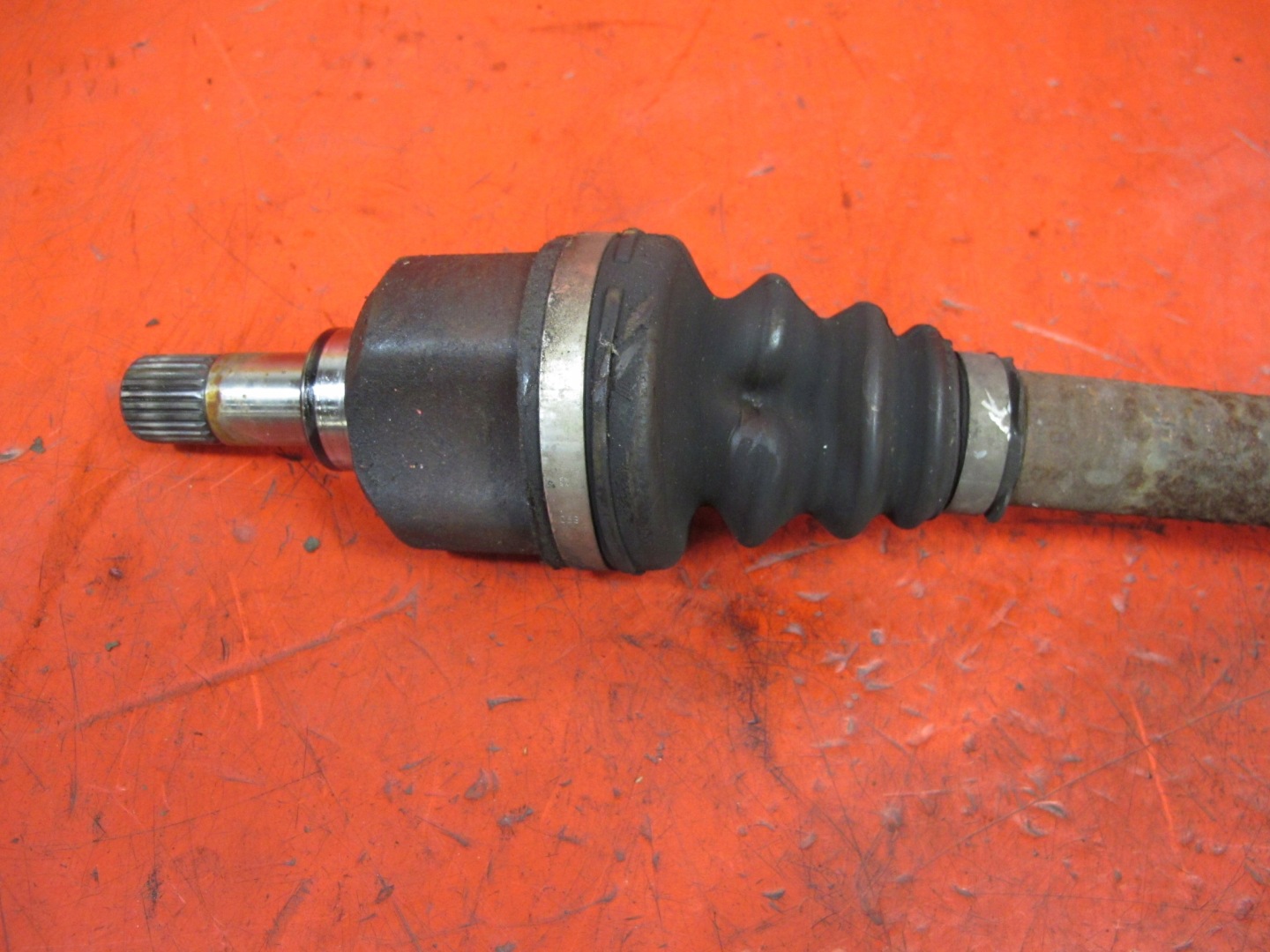 PEUGEOT 308 and T7 1.6 VTI CITROEN semi-axis left short.