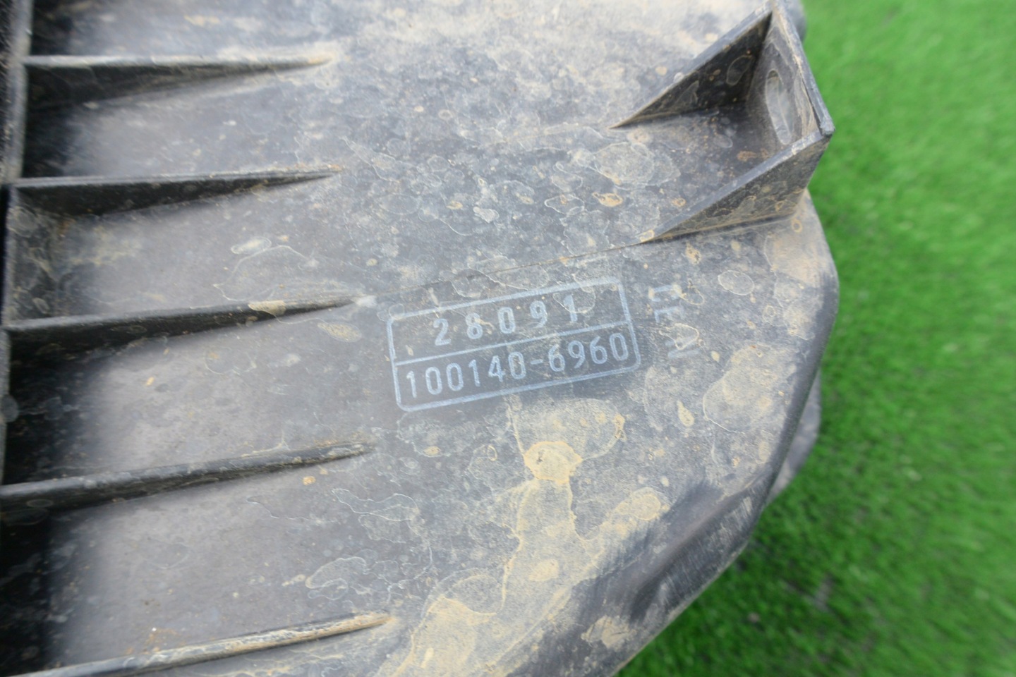 Gehäuse filter luft 100140-6960 TOYOTA RAV4