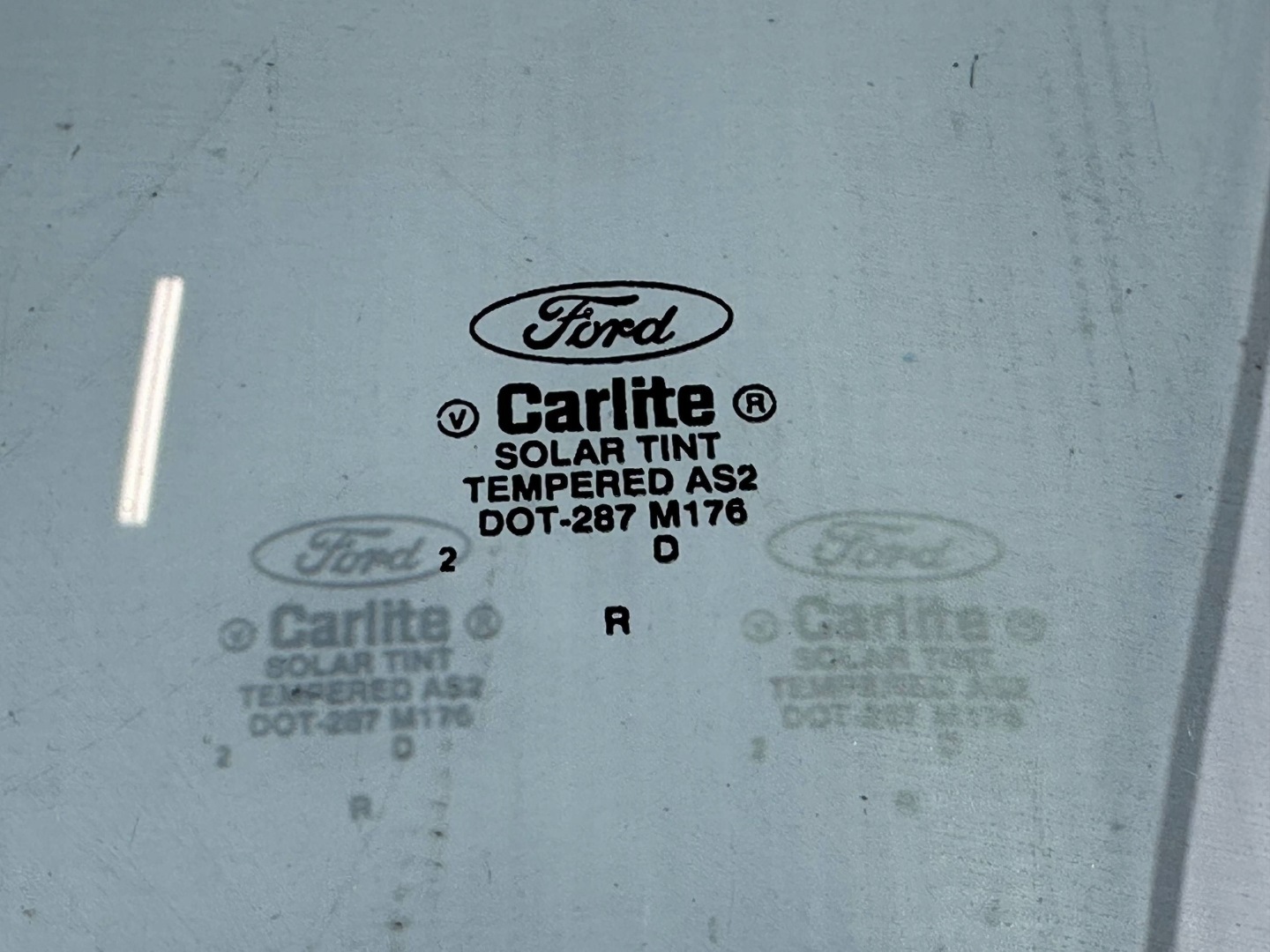 window door side front front left Ford Mustang Cabrio 2010 - 2014