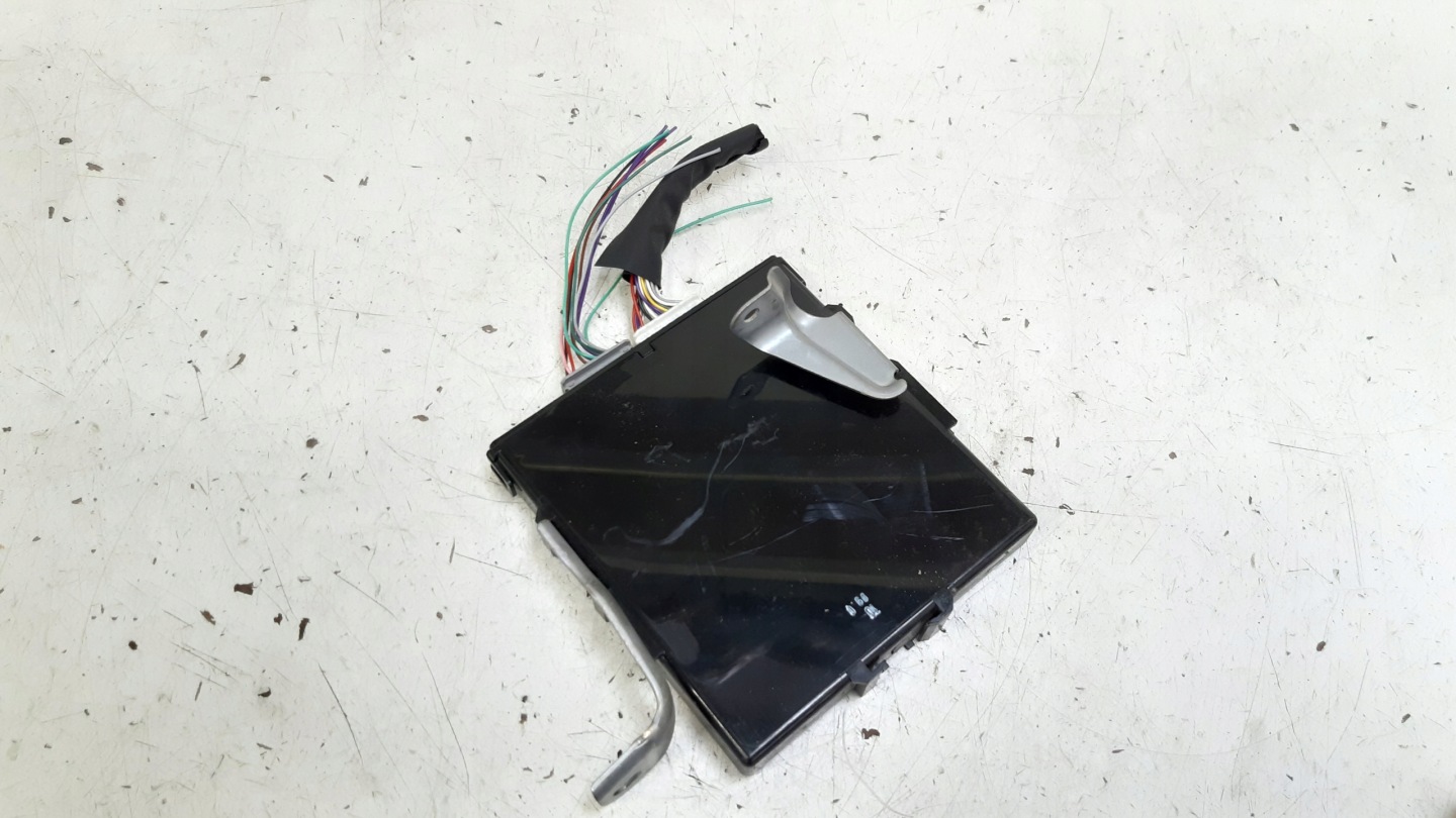 modulo power management control 8968105130 Toyota Avensis T27