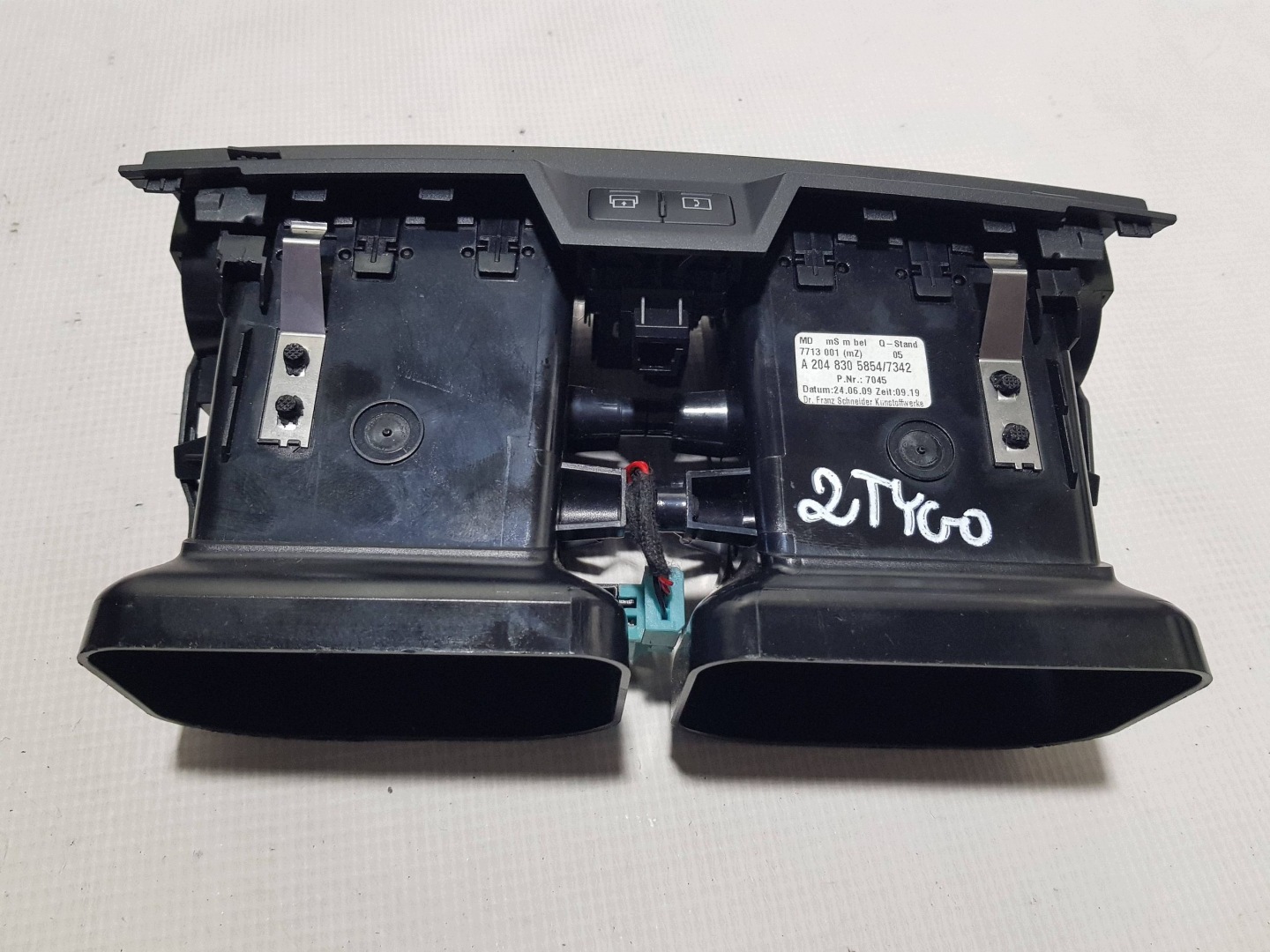 grid air conditioning devices central MERCEDES W204 A2048305854