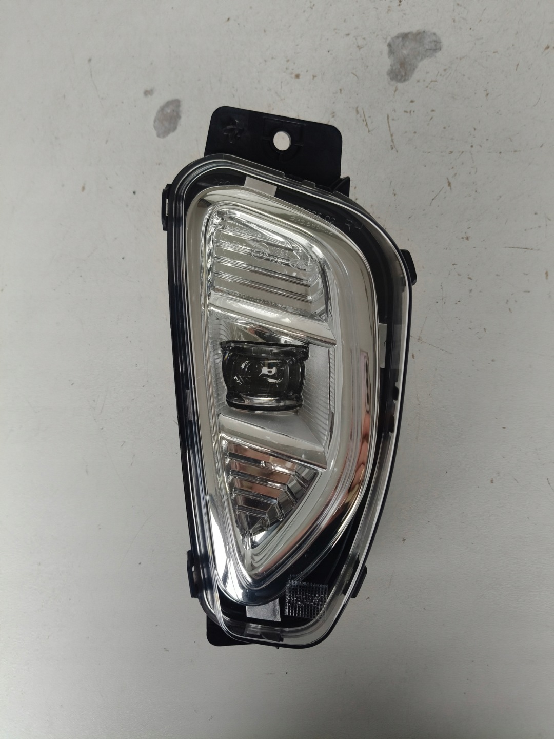 Nebelscheinwerfer rechts FORD KUGA MK3 19- LED