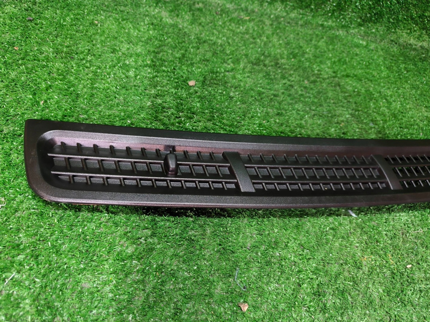 grid intake air FORD TRANSIT MK5 06- NR.51