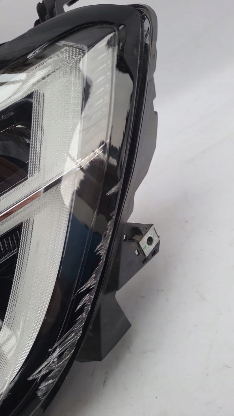 RENAULT AUSTRAL 22- FULL LED left front front LED PURE VISION 260606388R