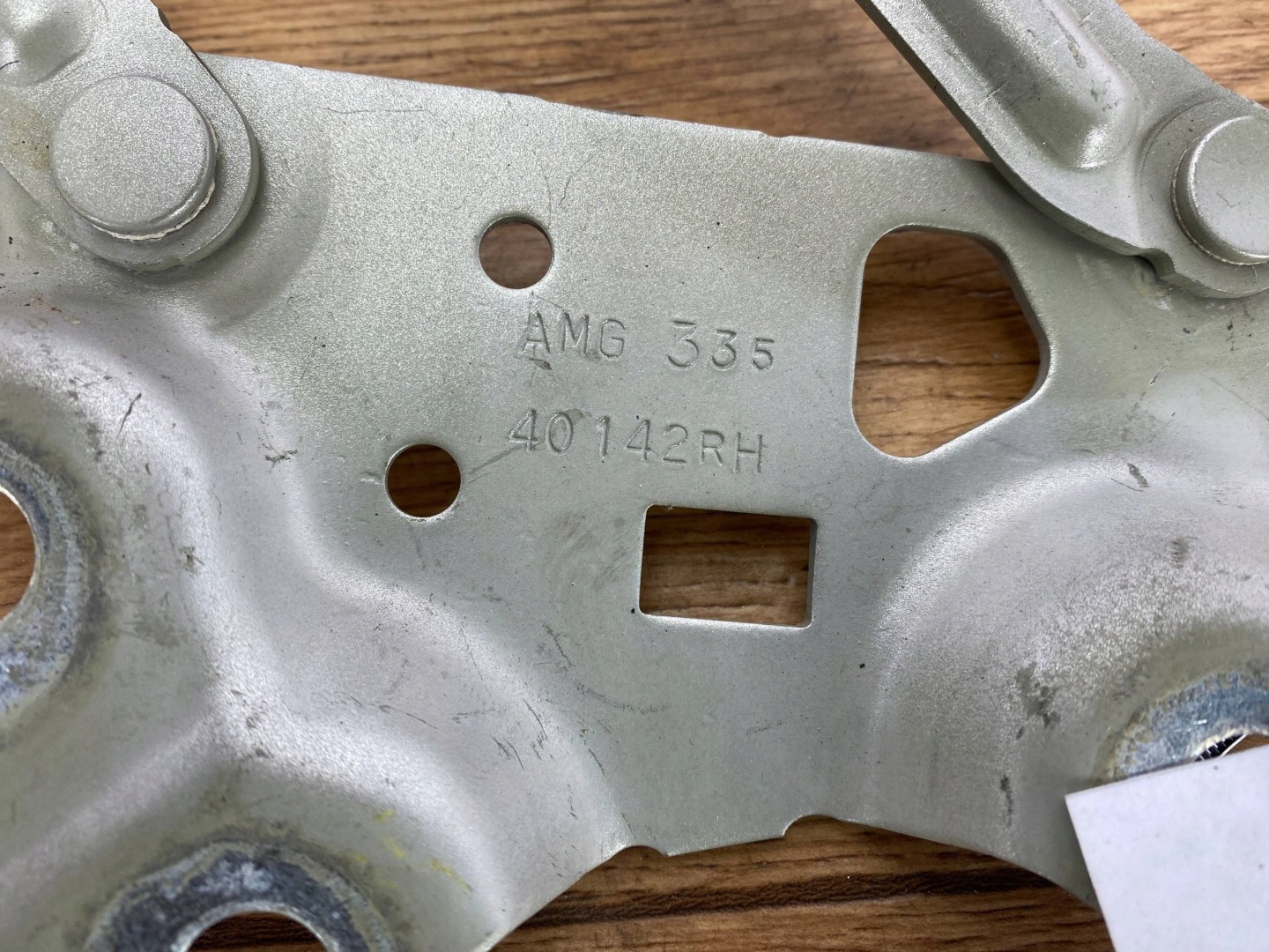 bonnet hinges right Cadillac CTS III 2014+