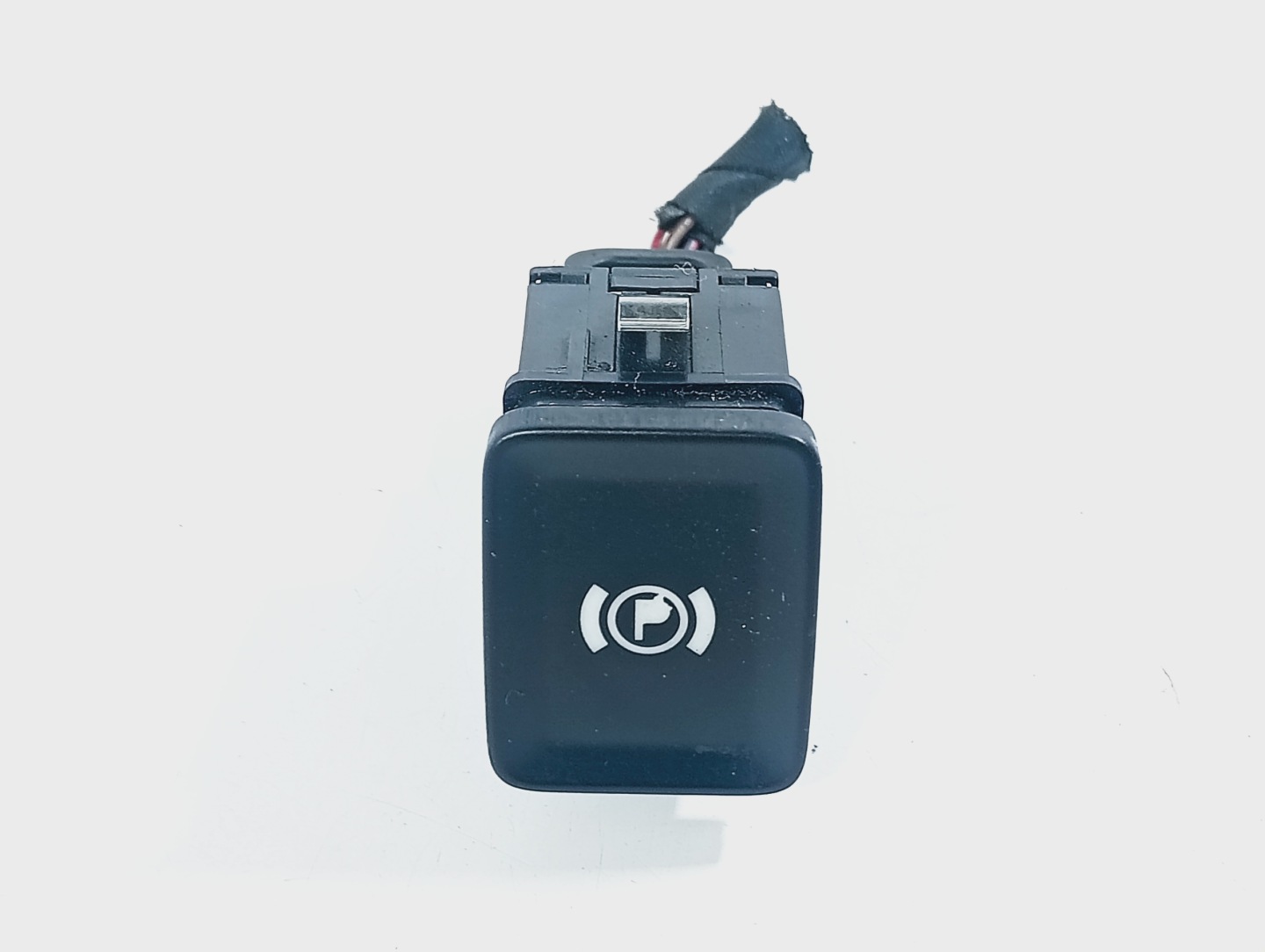 switch switch electric brake OE 3C0927225C VW Passat B6 05-10