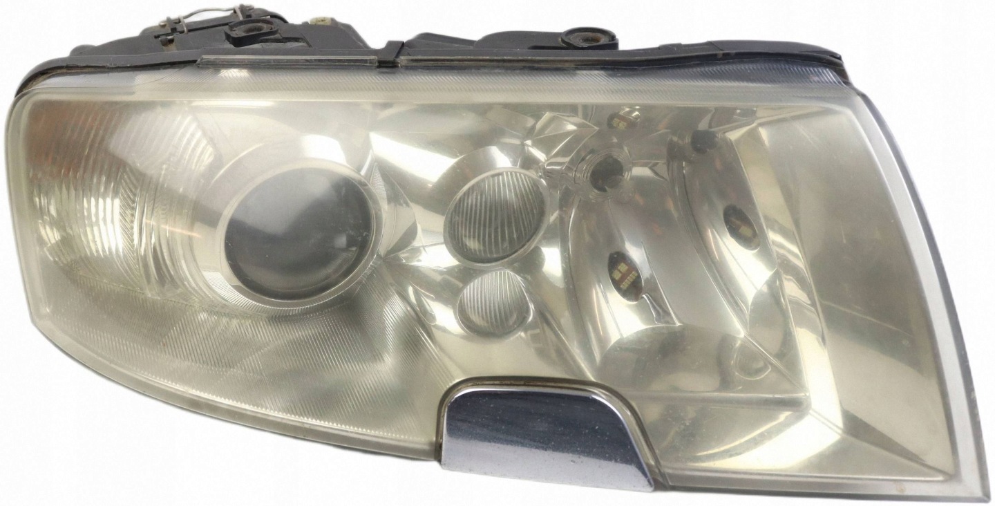 SKODA SUPERB and light front right front XENON EUROPA 246756-00