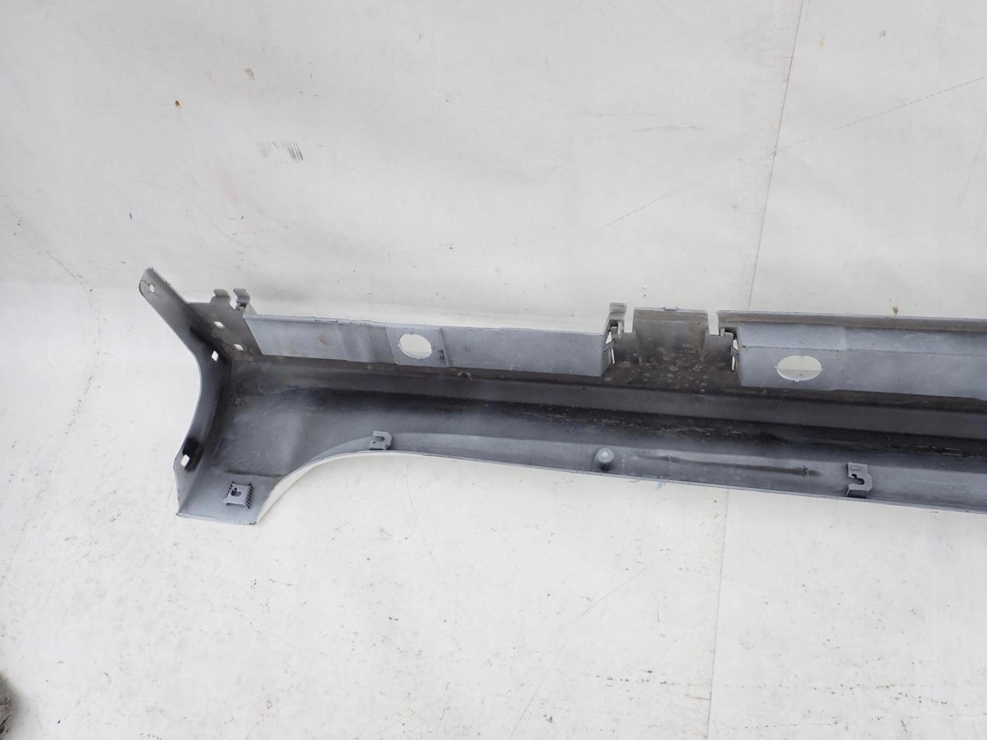 TOYOTA YARIS IV 4 19- threshold moulding threshold right
