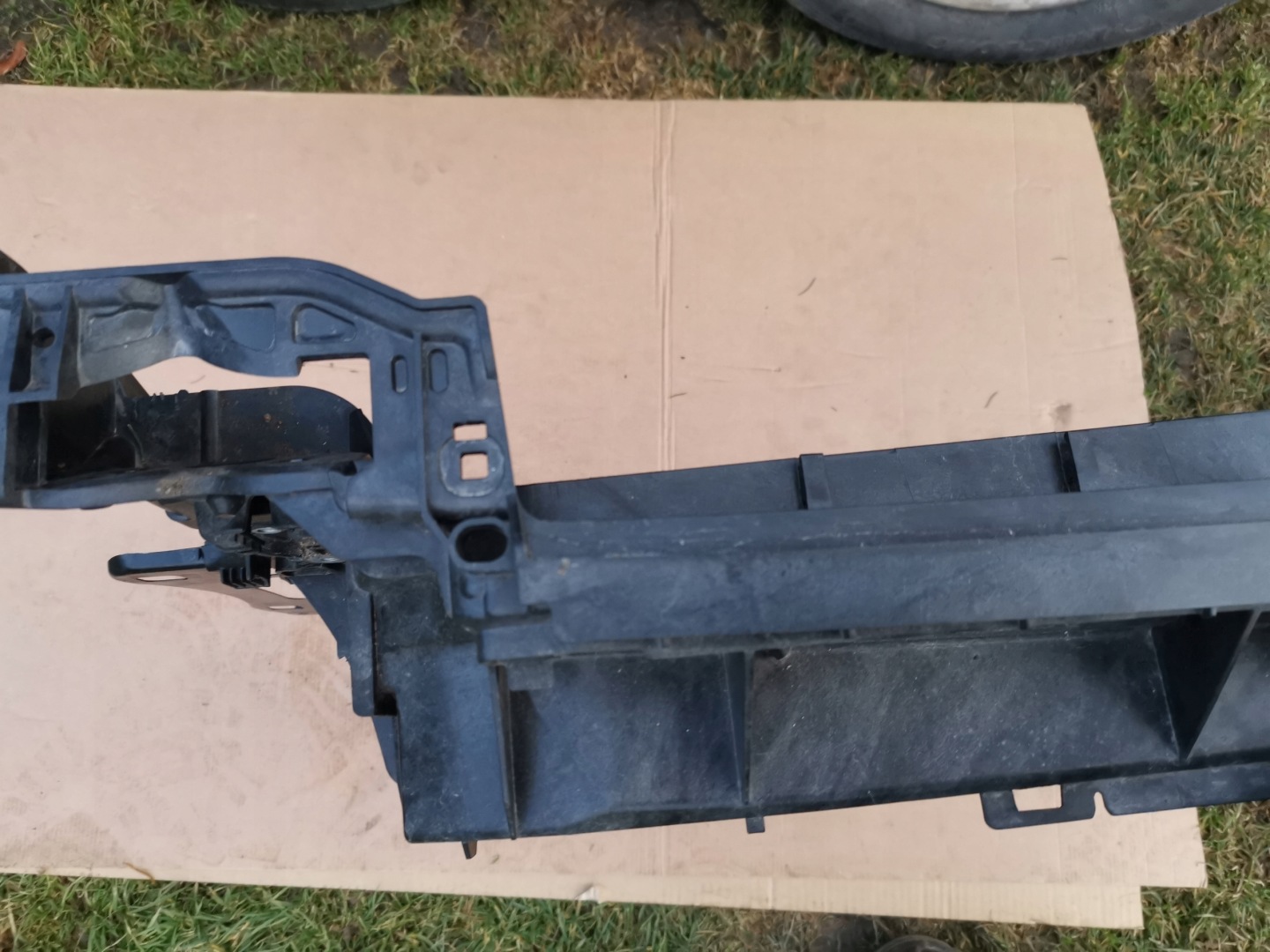 support panel for radiators pillar AUDI Q3 F3 83A 2018- TFSI