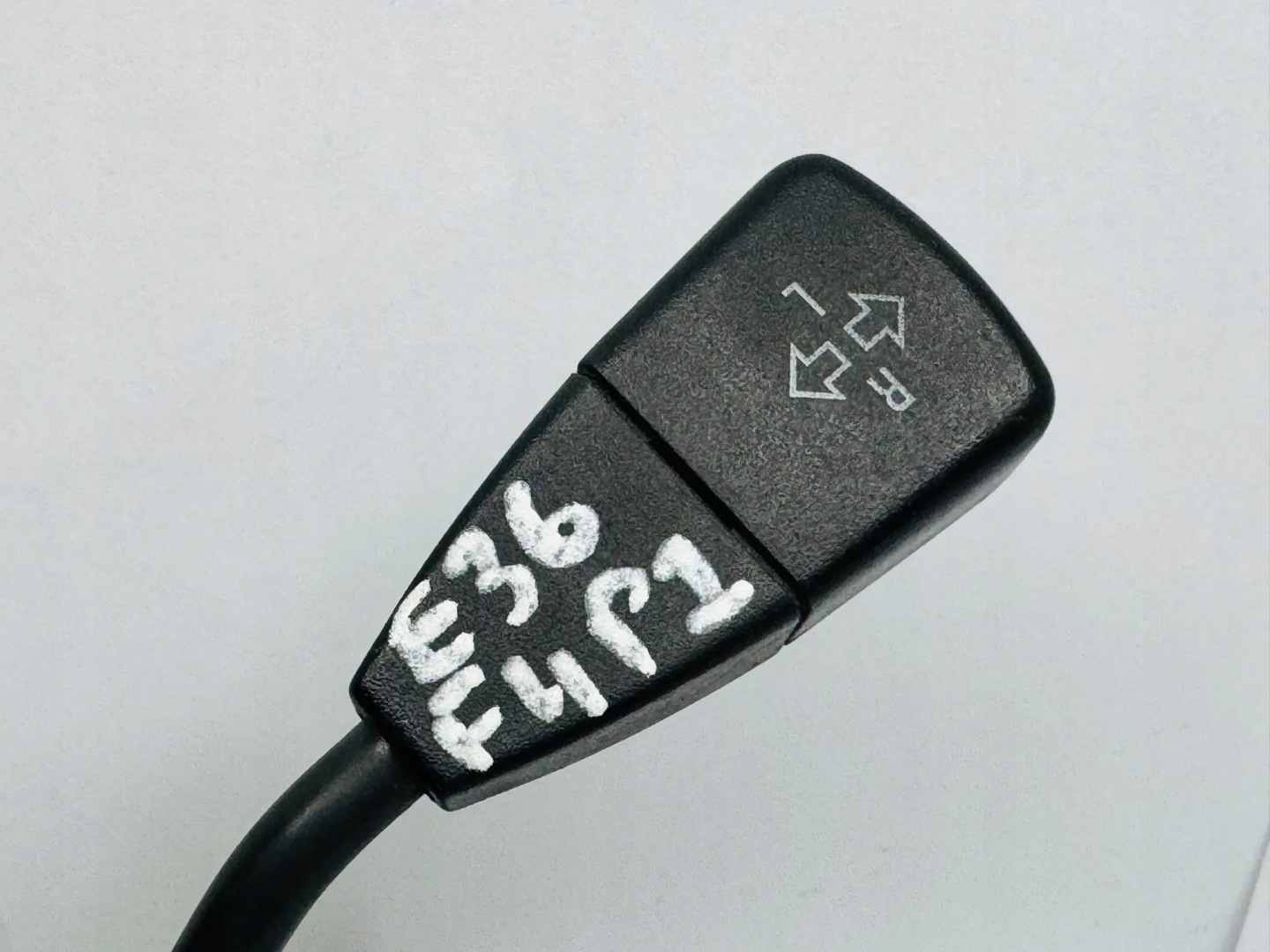 BMW SERIA 3 E36 DEVIO LUCI TERGICRISTALLO TERGI MANETKA