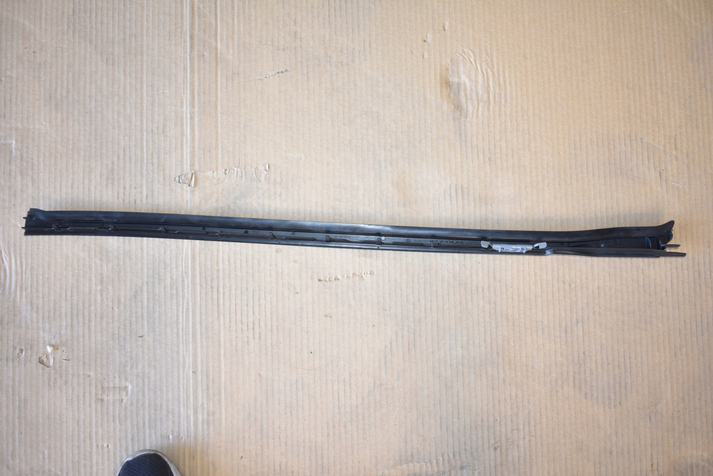 IDEALNA moulding windows left PIANO BMW G05 1