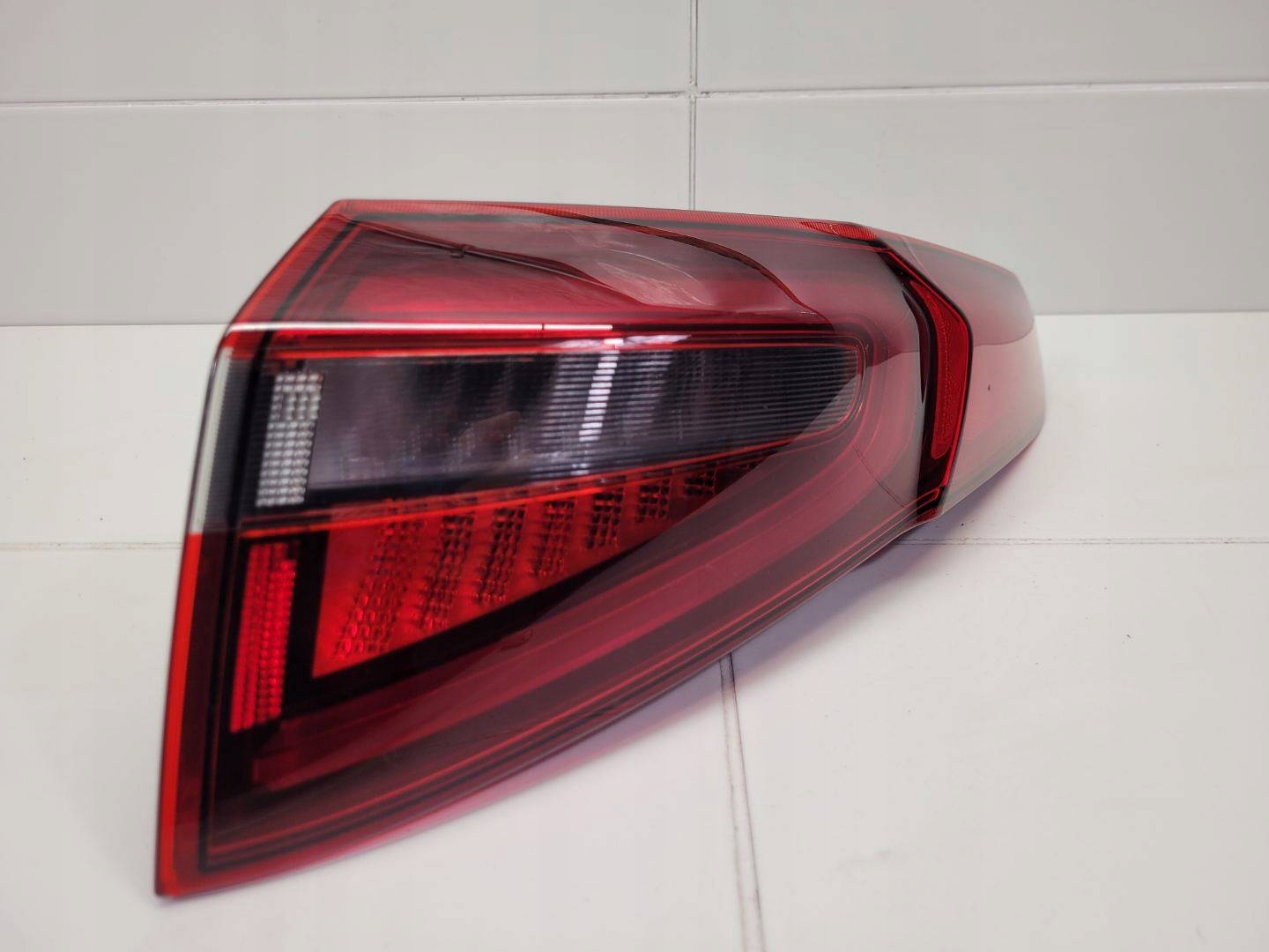 light rear right side Alfa Romeo Stelvio 2017 20790999