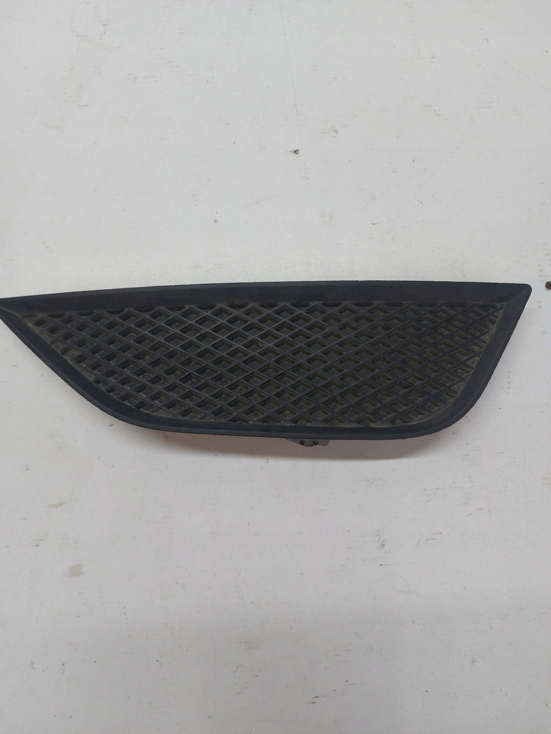mřížka nárazníku levá FORD MONDEO MK4