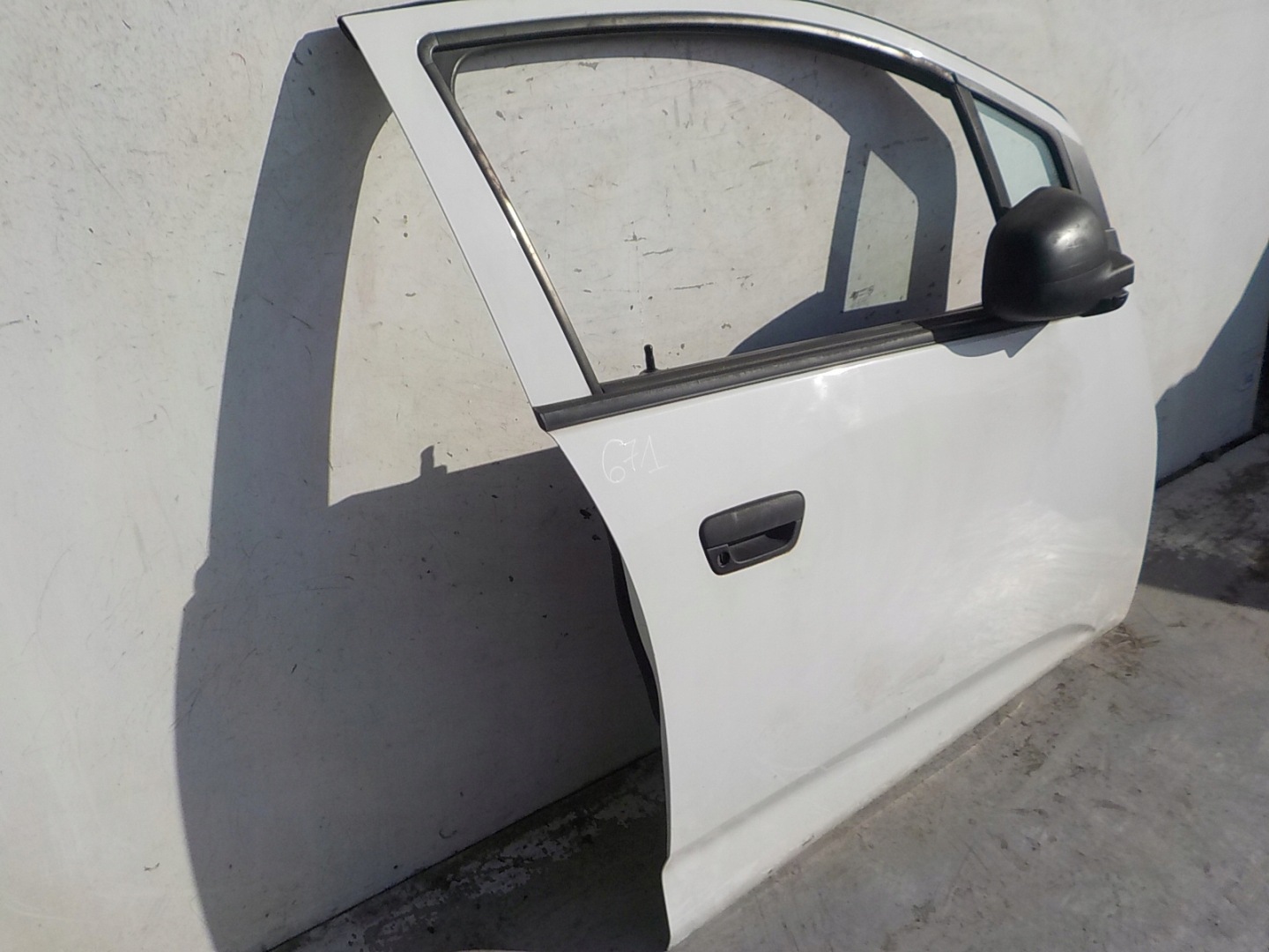671 CHEVROLET SPARK III M300 door right front front 09