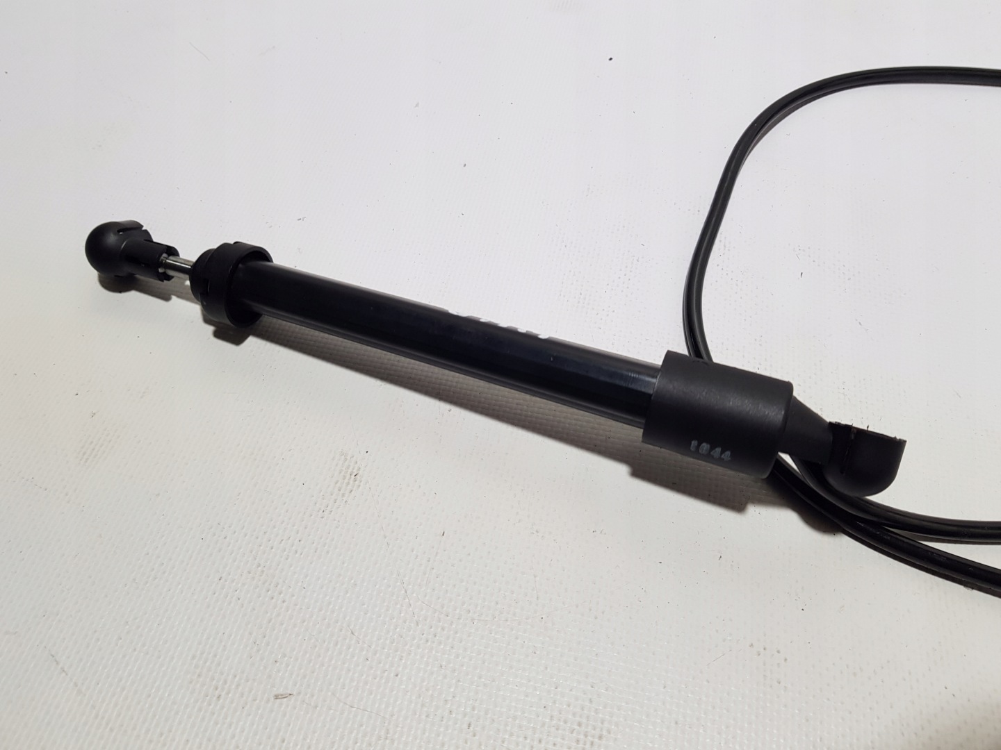 sensor POZYCJI bonnet MERCEDES ML W164 A1648201910