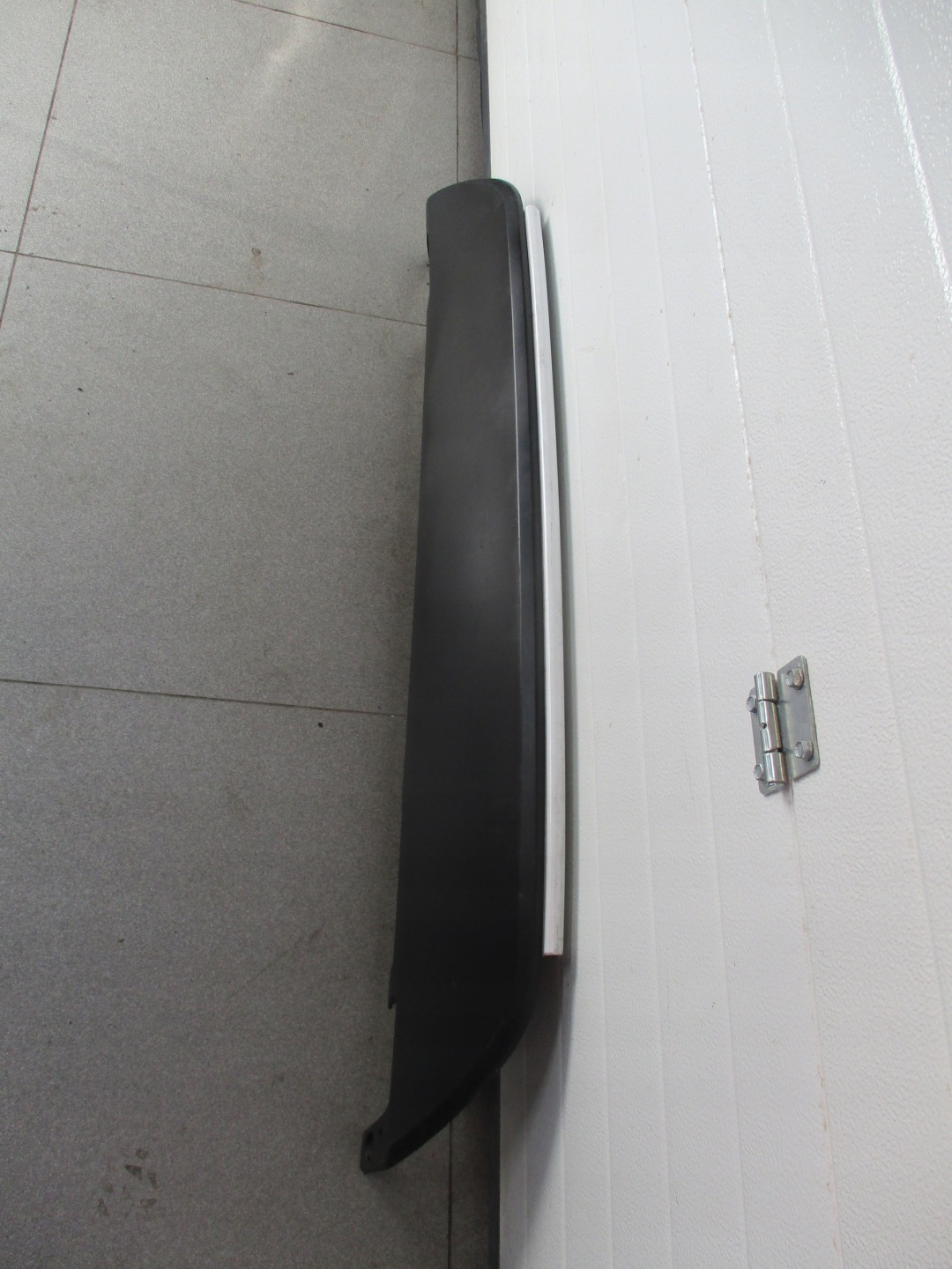 SPOILER nárazníku předek přední JAGUAR E-PACE M9C3-17F011-A