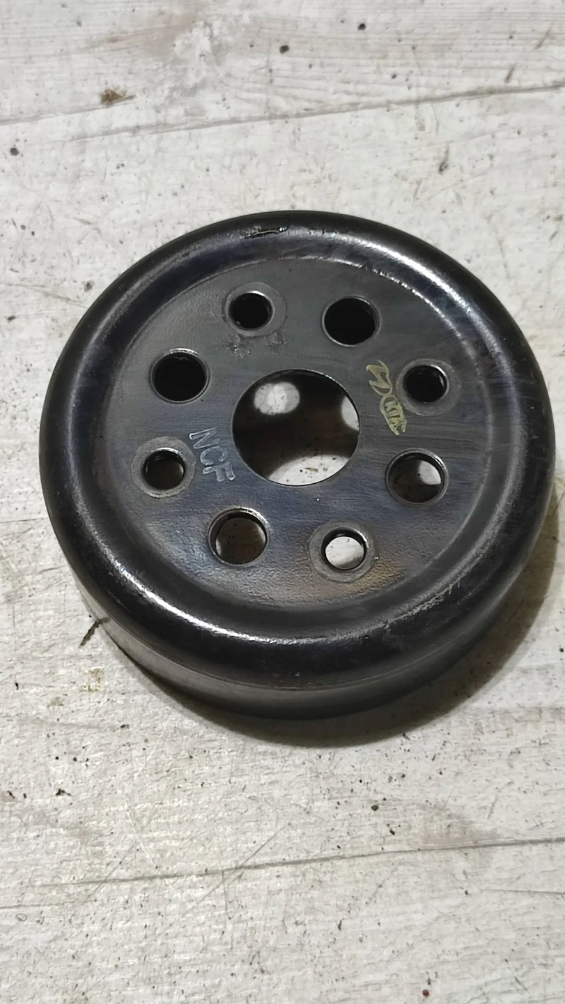 KIA Rio IV 18r remenica pompy vode
