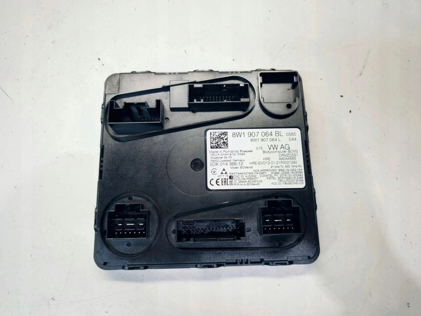 module control unit KOMFORTU AUDI A4 B9 A5 8W LIFT 8W1907063G