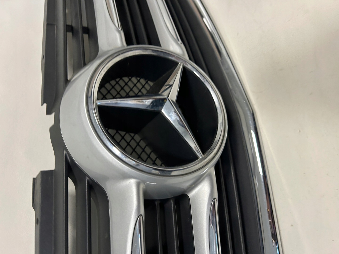 MERCEDES V KLASA GRILLE CHROM A4478800183