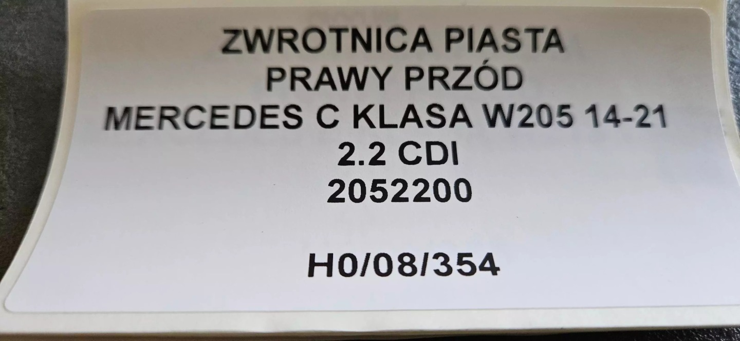 otoč čepu pravý předek MERCEDES C KLASA W205