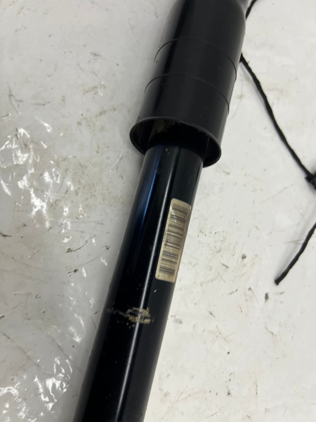 AUDI A4 B9 A5 8W shock absorber left rear part AKTYWNY electrical 8W0616025E