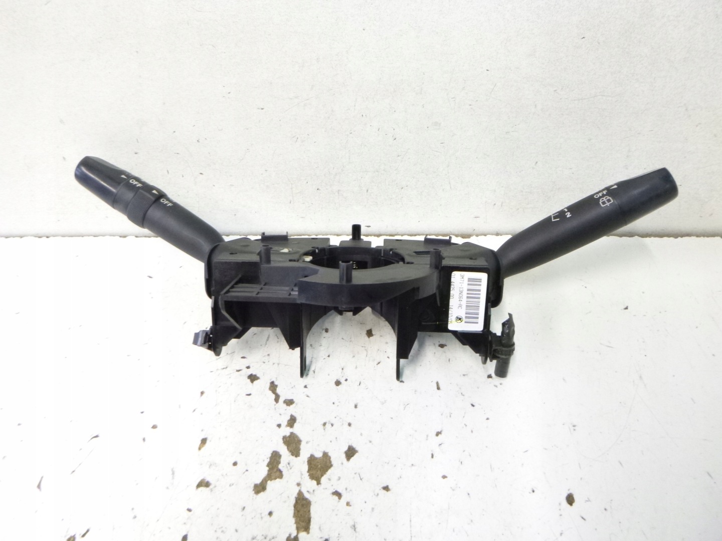 Manetka DEVIO LUCI DEVIO ZESPOLONE Mazda 2 2005r. 3M71-13N064-AC