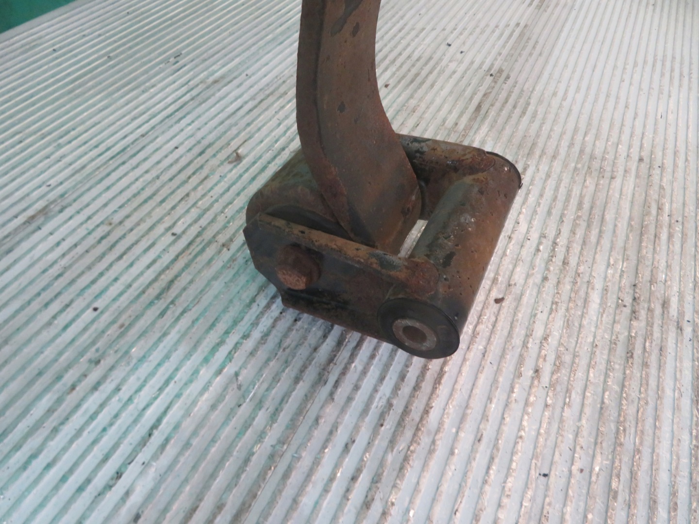 RESOR POJEDYNCZY PIORO MERCEDES SPRINTER 17R A906320750600