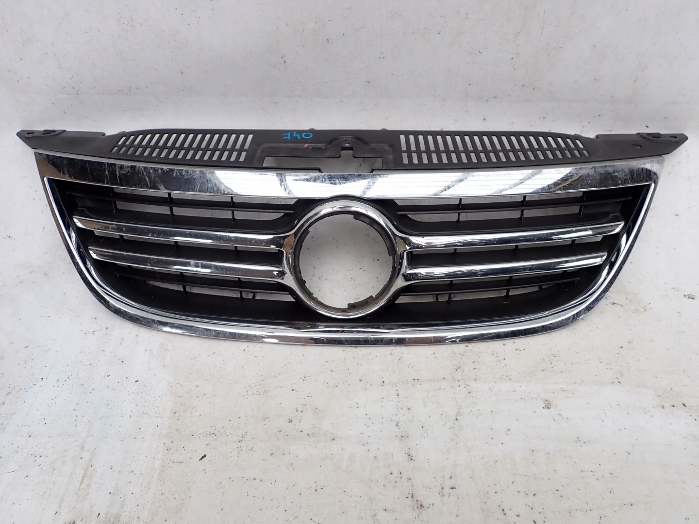 VW TIGUAN and 5N0 07- grill grille radiator