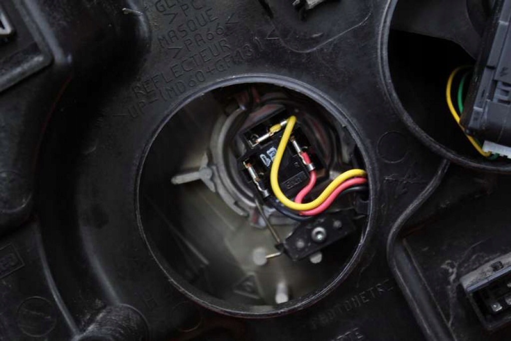 REFLEKTOR left light front EU 89901161 CITROEN JUMPY 2 II 07-16