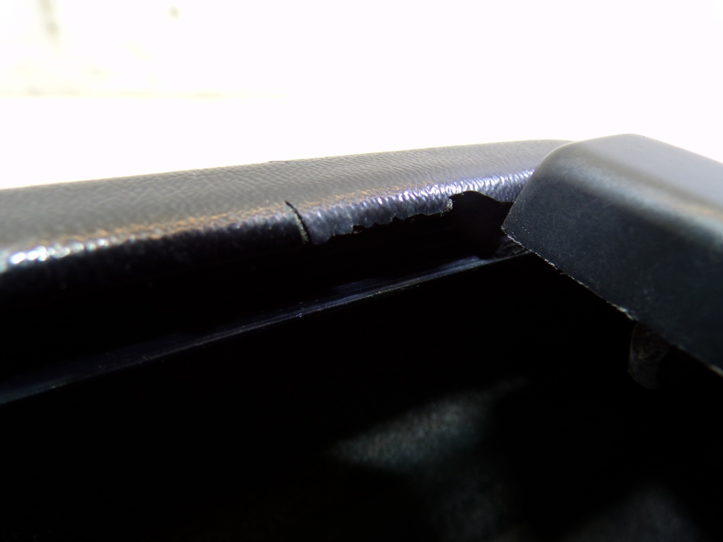 TUNEL central passenger compartment Z blinds MERCEDES W124 1246800852