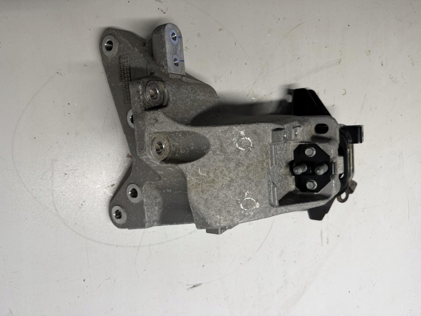 gearbox mounting right HYUNDAI KONA EV electrical 21870-K4000 2018