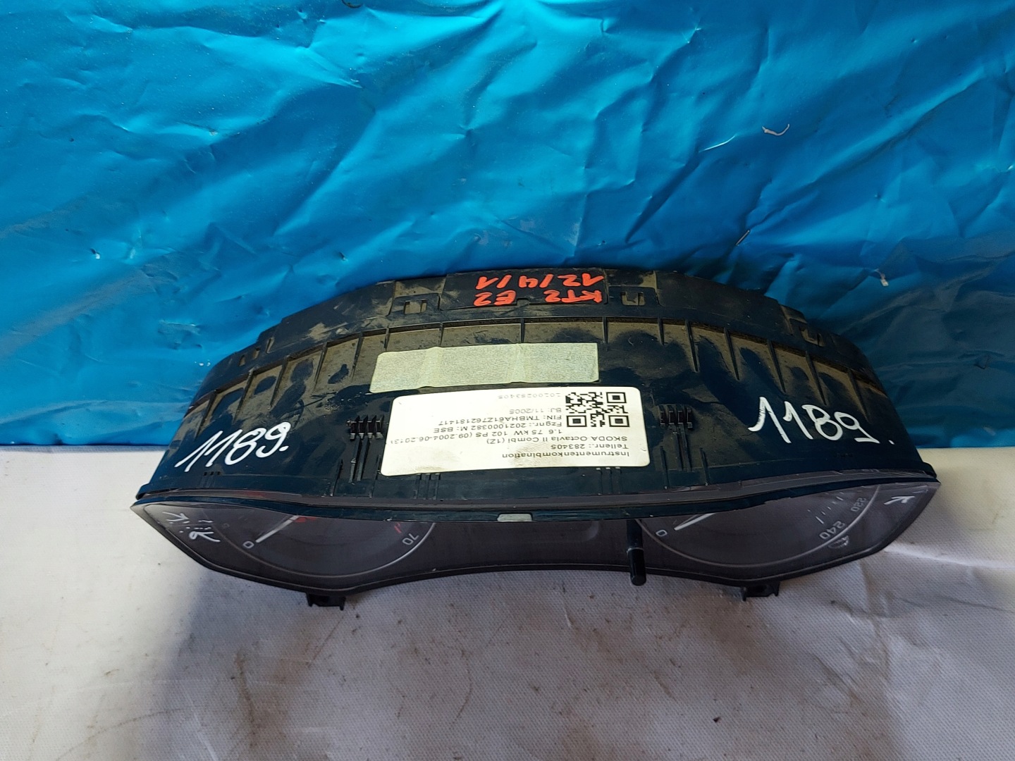 dials clock OCTAVIA II 1.6 B 1Z0920841B