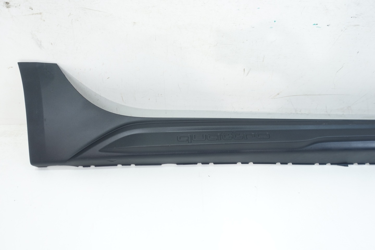 moulding threshold right AUDI A4 B9 LIFT KOMBI ALLROAD