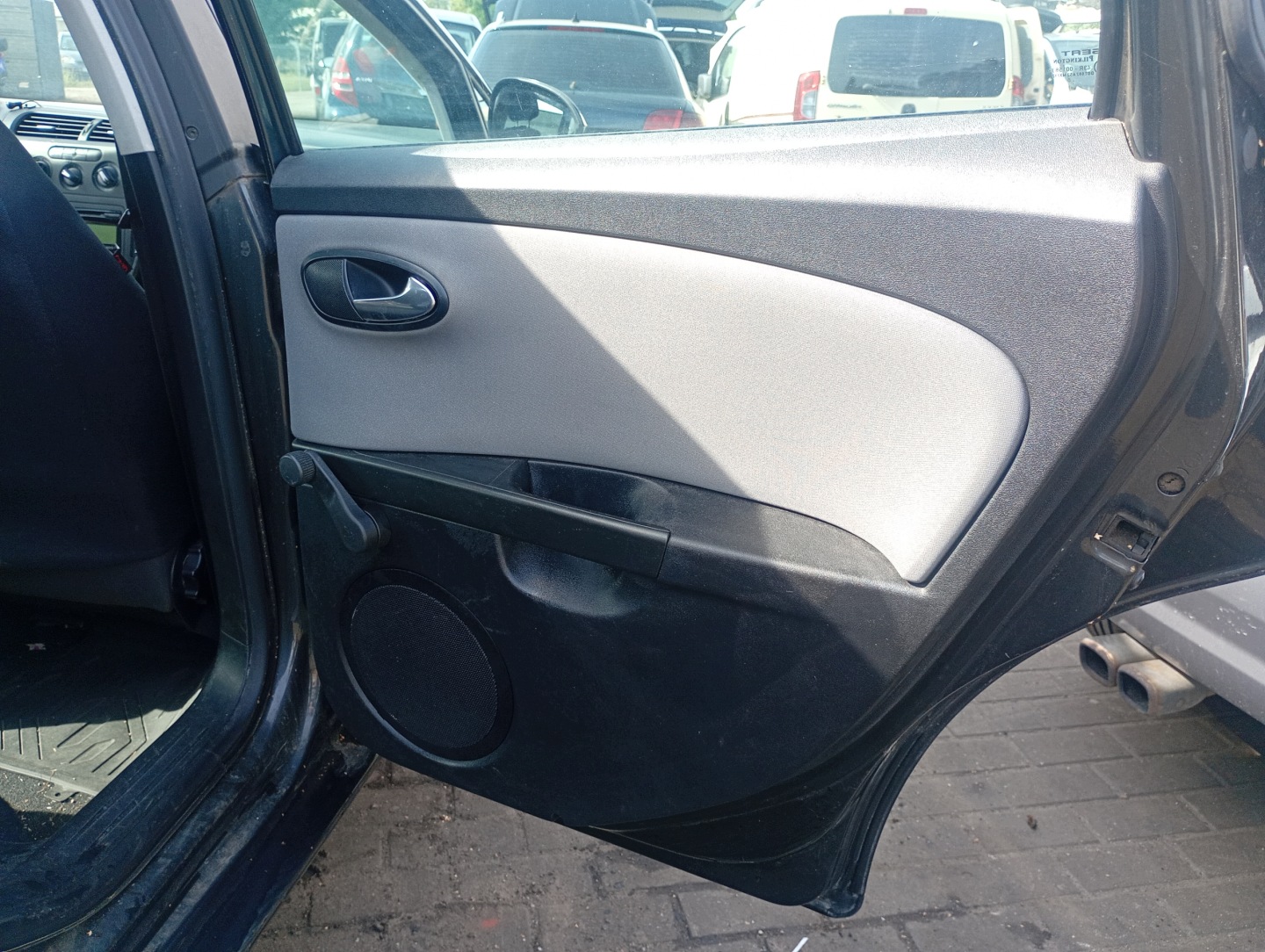 upholstery side right rear part Seat Leon 2 II 05-13