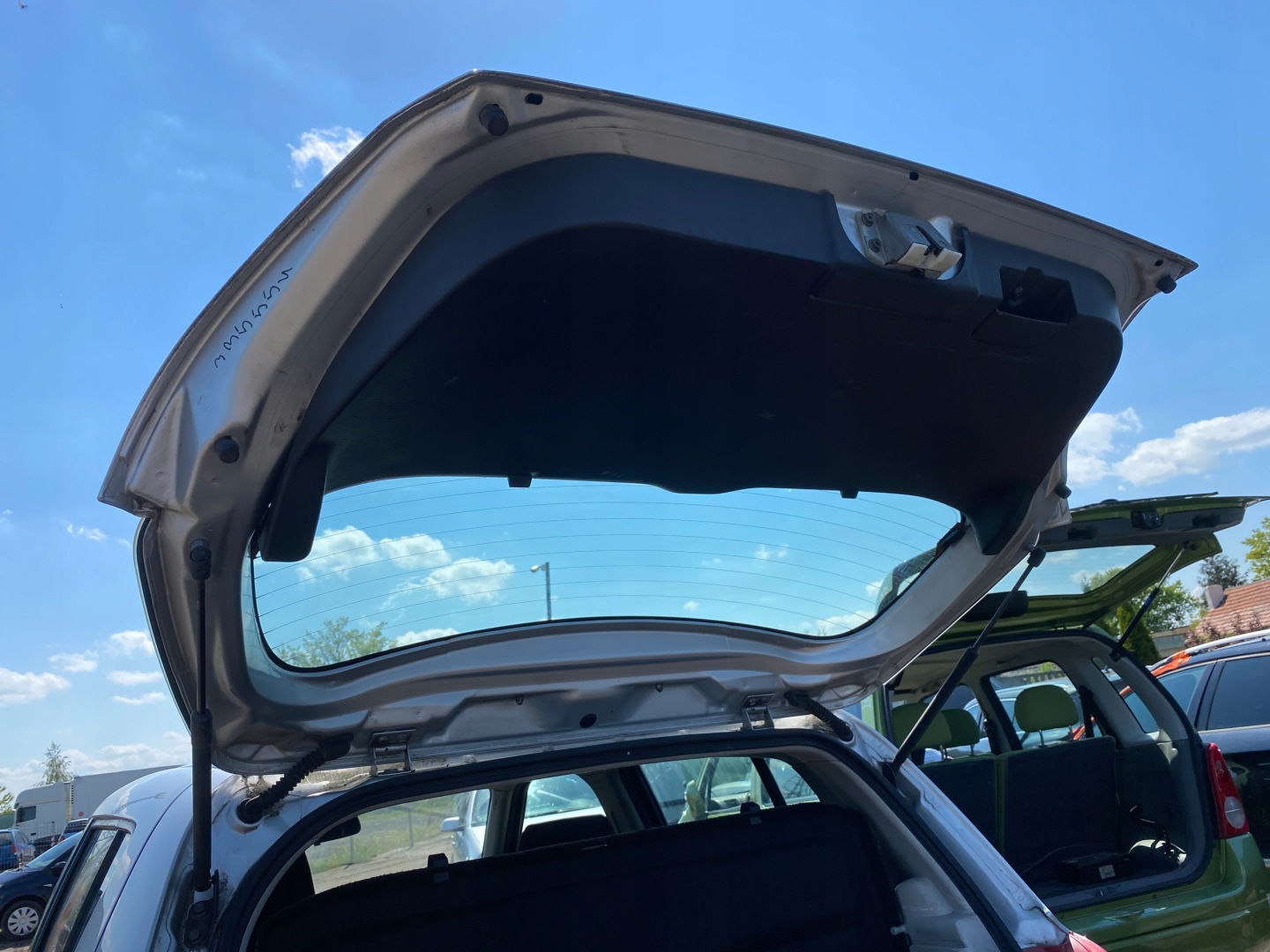 boot doors rear part boot Suzuki Swift 3 III 05-15 kod lakieru ZCC