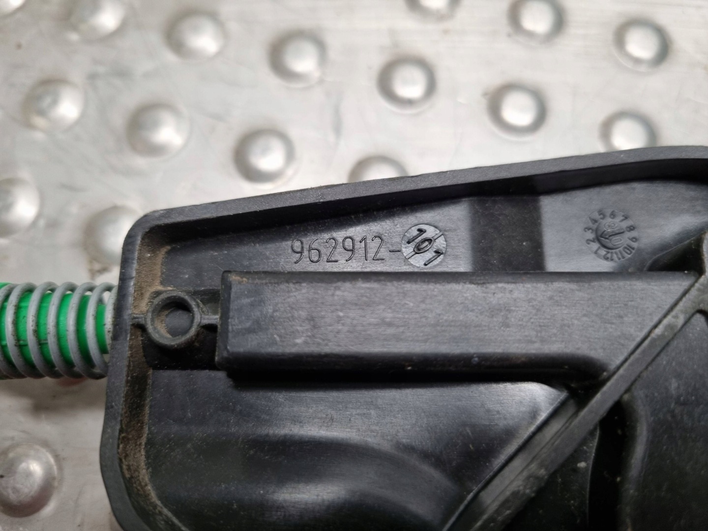 window regulator left front 8K0837461 AUDI A4 B8 07-16