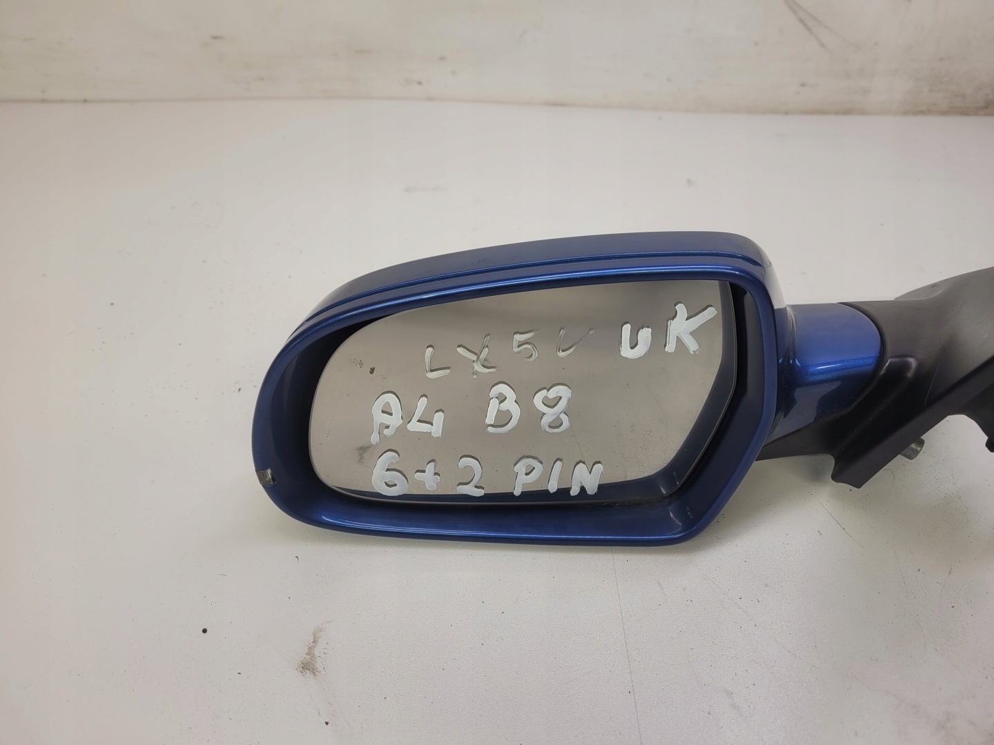 mirror left AUDI A4 B8 LX5V 6+2 PIN UK
