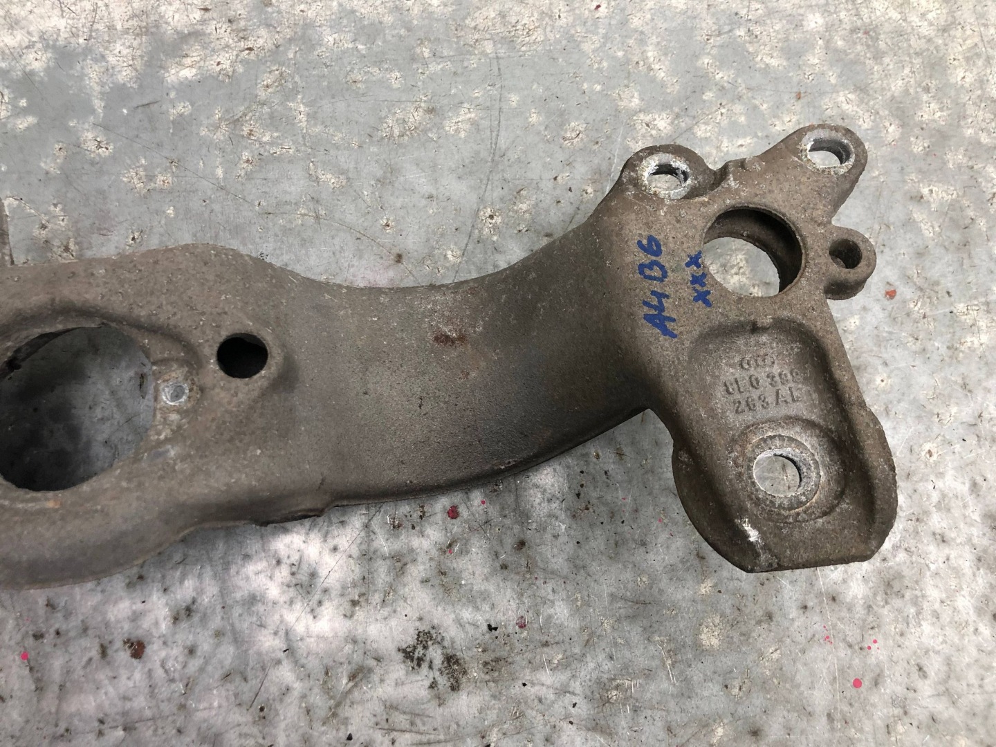 console holder gearboxes AUDI A4 B6 8E0399263AL