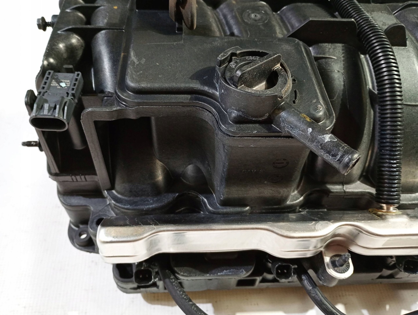 intake manifold dolotowy Dodge RAM 1500 5.7 HEMI v8 2019