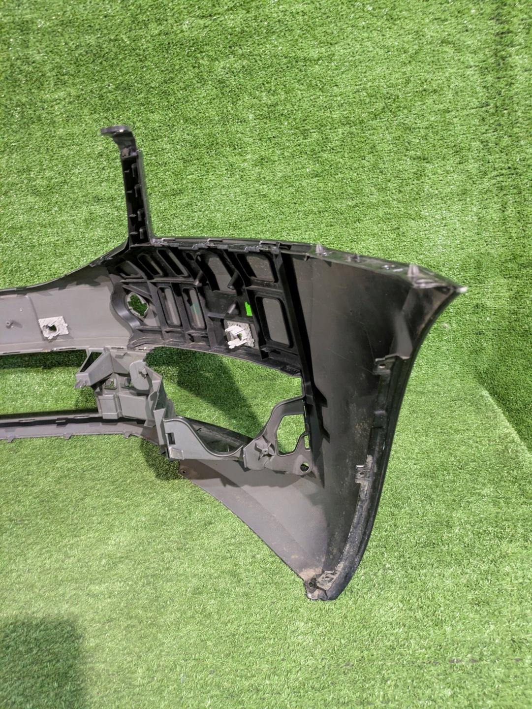 front bumper front SKODA OCTAVIA III LIFT 16- NR.8493