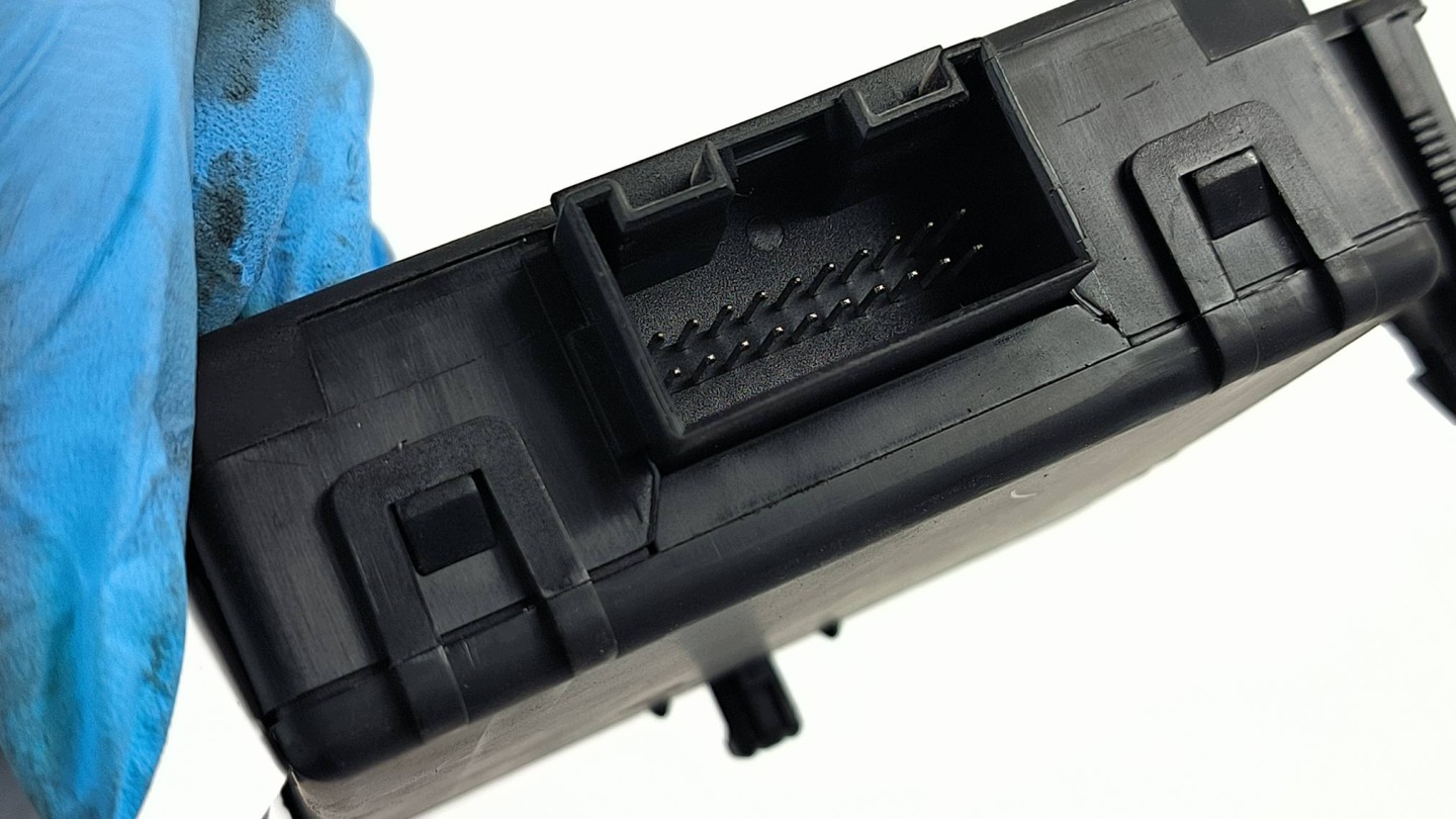 module 1K0907530F GATEWAY VOLKSWAGEN TOURAN et