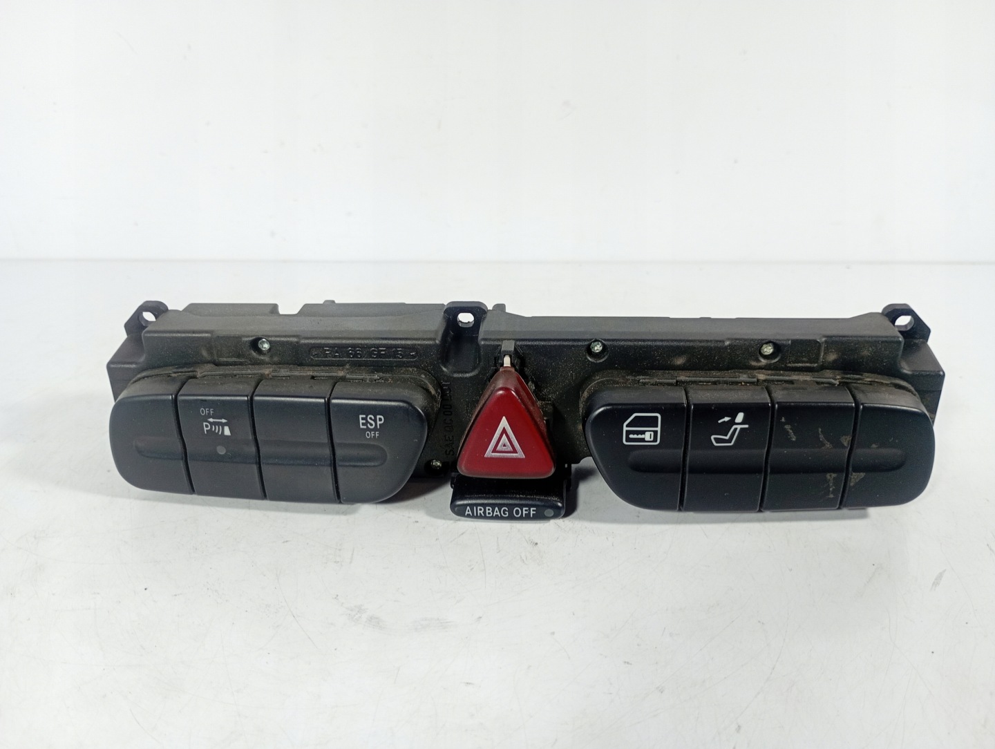 Mercedes W203 S203 99-07 switch switch PANEL PRZYCISKOW 2038214758