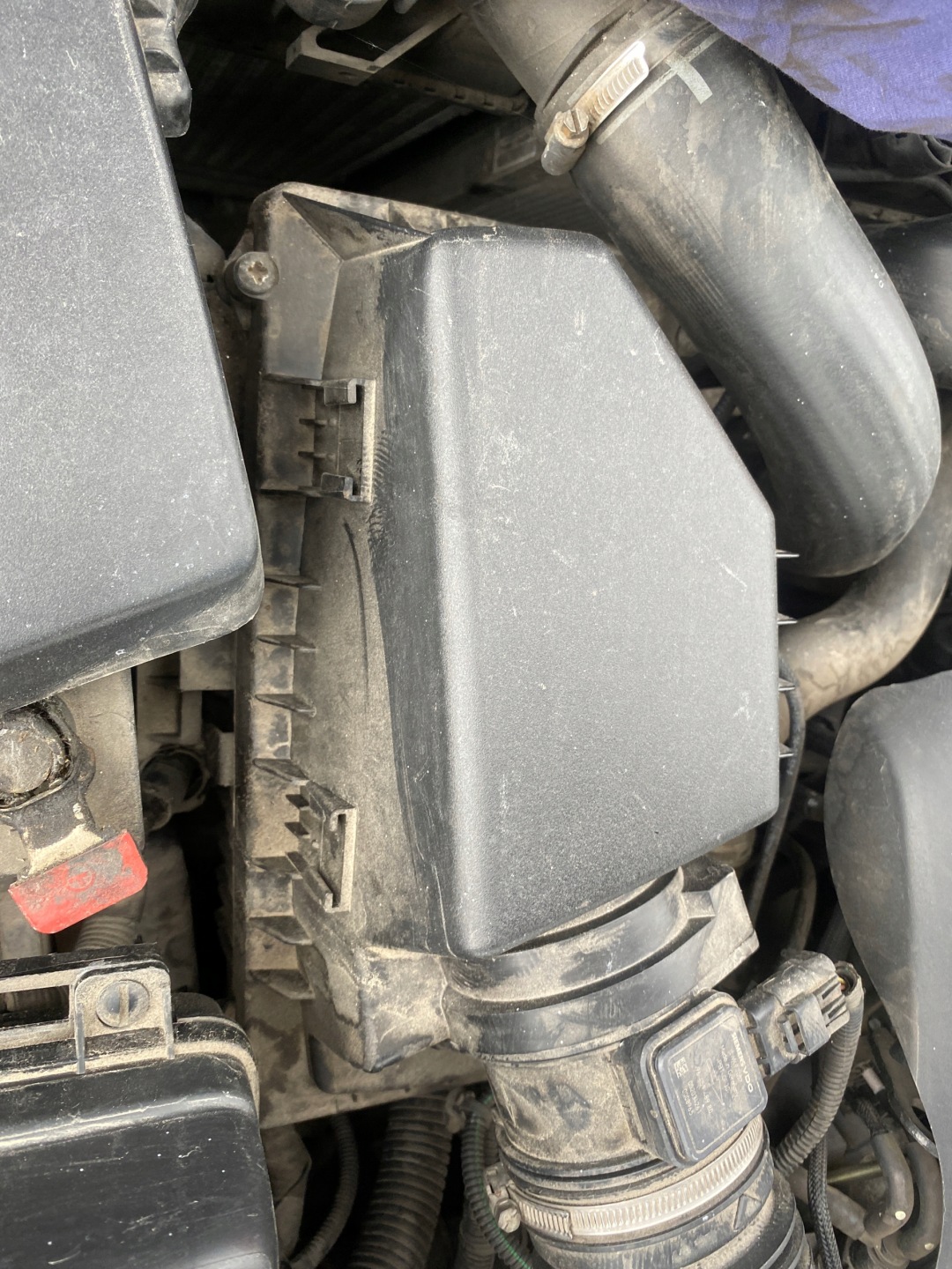 Gehäuse filter luft Peugeot 407 SW 04-10 2.0HDI